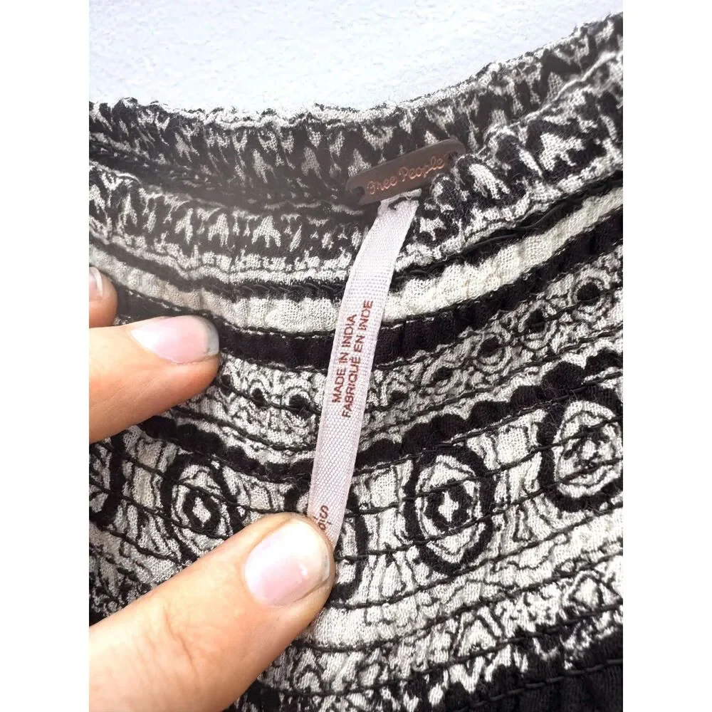 AS-IS Free People Black White Paisley Border Print Wide Leg Palazzo Pants